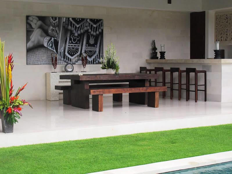 Villa Chocolat Seminyak Exterior foto
